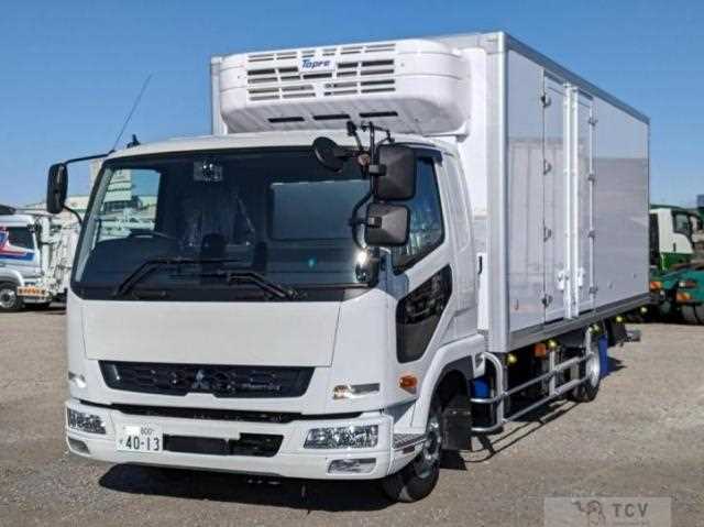 2025 Mitsubishi Fuso Fighter