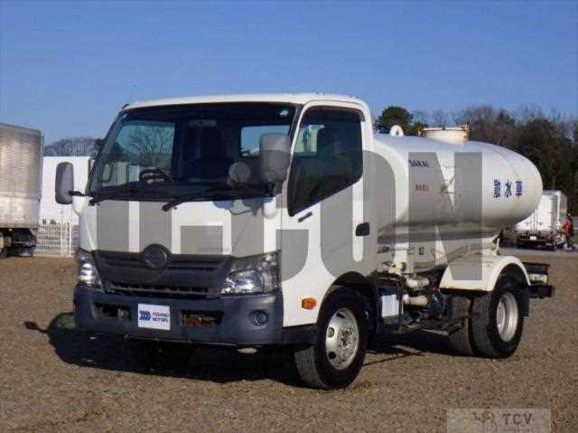 2013 Hino Dutro