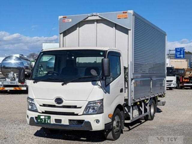 2023 Hino Dutro