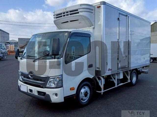 2025 Hino Dutro