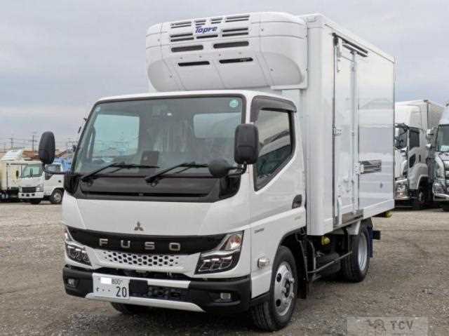 2025 Mitsubishi Fuso Canter