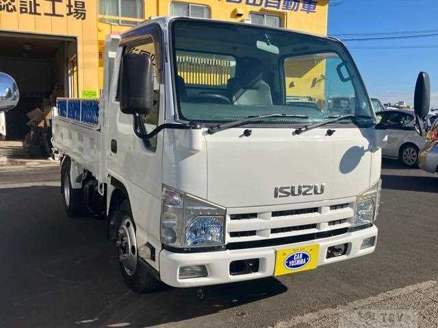 2011 Isuzu Elf Truck