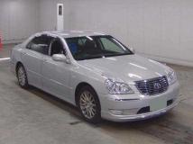2005 Toyota Crown Majesta