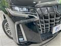 2019 Toyota Alphard Hybrid