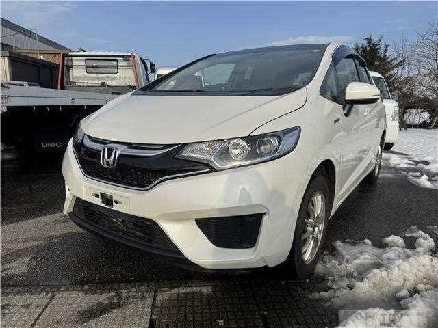 2016 Honda Fit Hybrid
