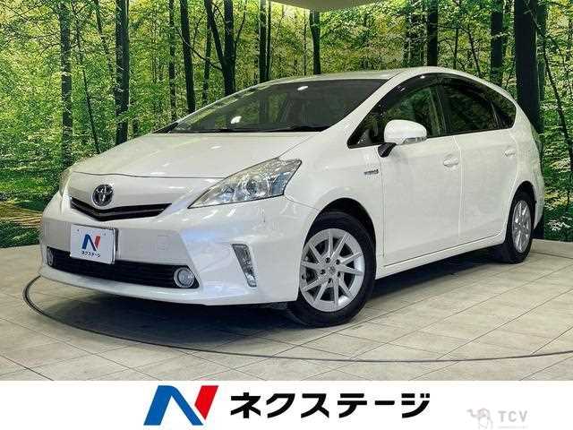 2013 Toyota PRIUS α