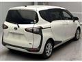 2015 Toyota Sienta