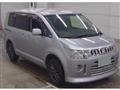 2013 Mitsubishi Delica D5
