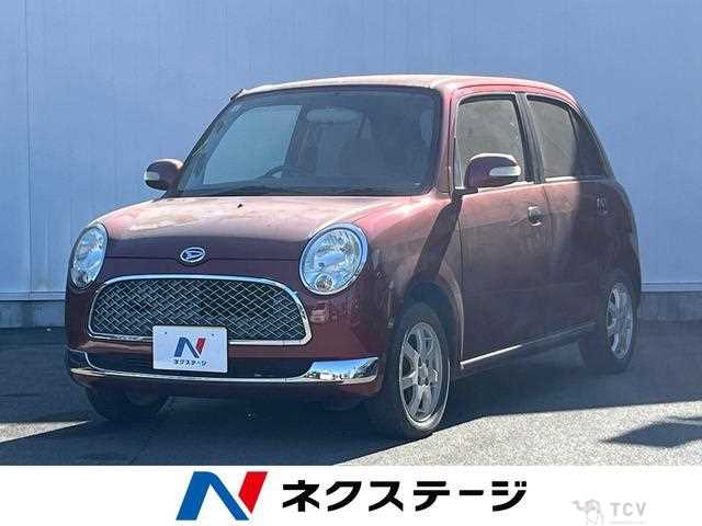 2005 Daihatsu Miragino