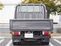 2010 Isuzu Elf Truck