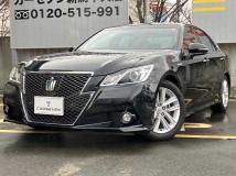 2014 Toyota Crown Hybrid