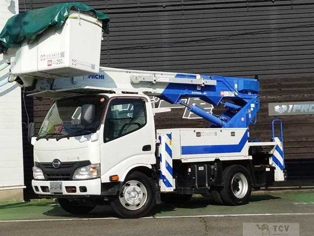 2015 Hino Dutro