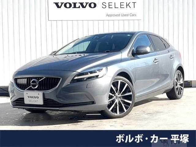 2017 Volvo V40