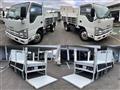 2010 Isuzu Elf Truck