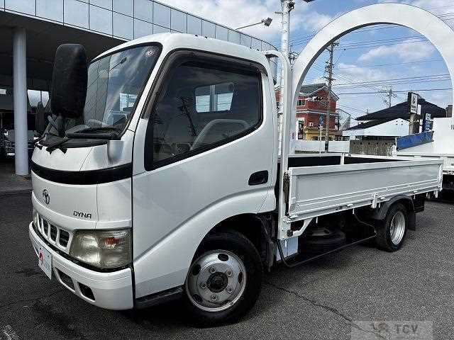 2005 Toyota Dyna Truck