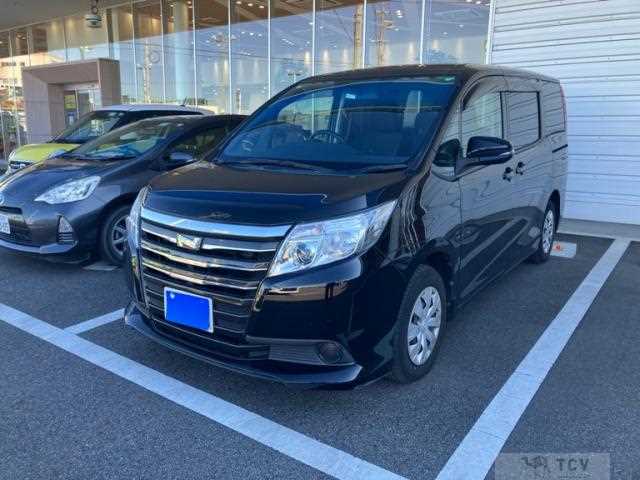 2015 Toyota Noah