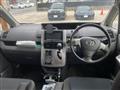 2009 Toyota Voxy