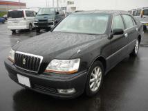2000 Toyota Crown Majesta