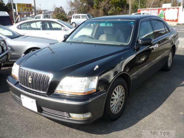 2000 Toyota Crown Majesta