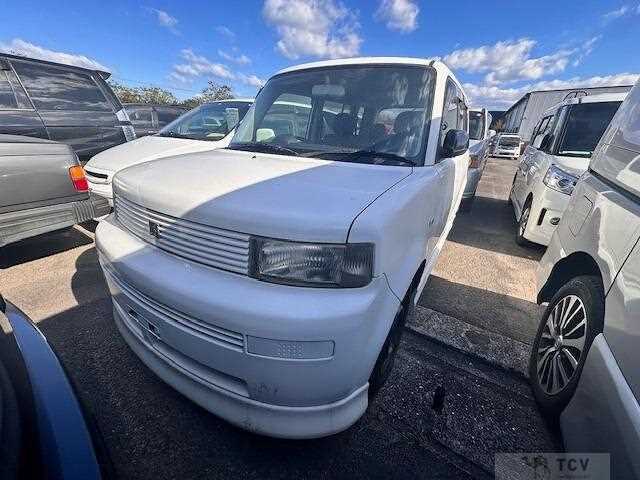 2001 Toyota bB