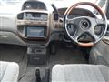 2001 Mitsubishi Delica Spacegear