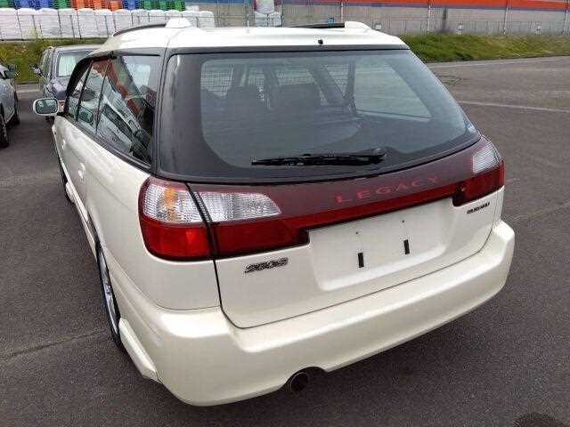 Subaru Legacy Touring Wagon 2001 photo 2