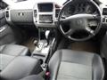 2005 Mitsubishi Pajero
