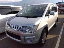 2018 Mitsubishi Delica D5