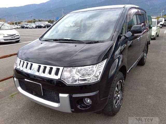 2018 Mitsubishi Delica D5