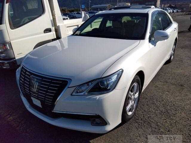 2014 Toyota Crown
