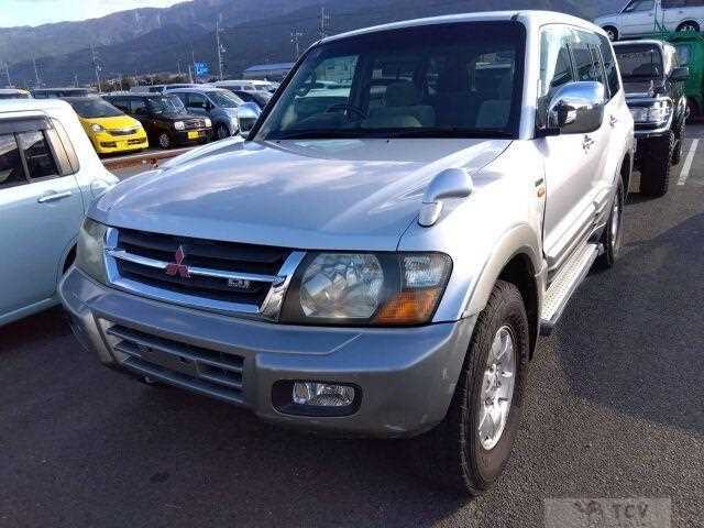 2000 Mitsubishi Pajero