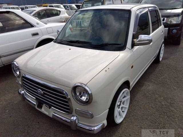 2003 Daihatsu Miragino