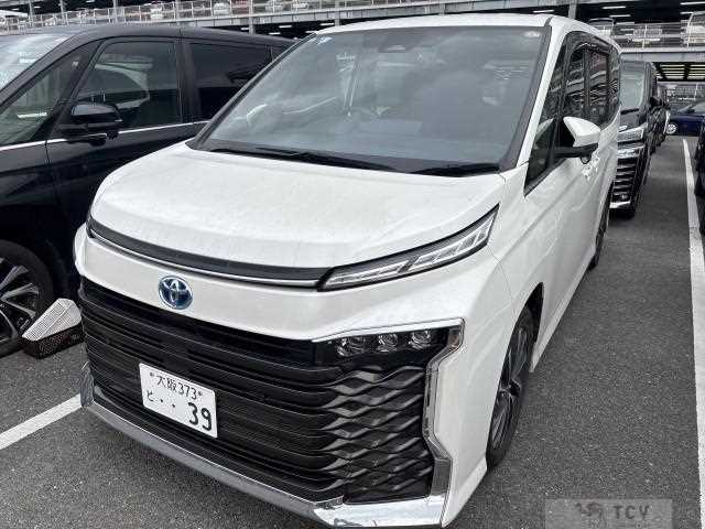 2022 Toyota Voxy