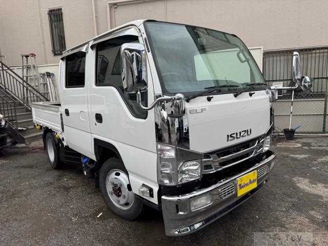 2020 Isuzu Elf Truck