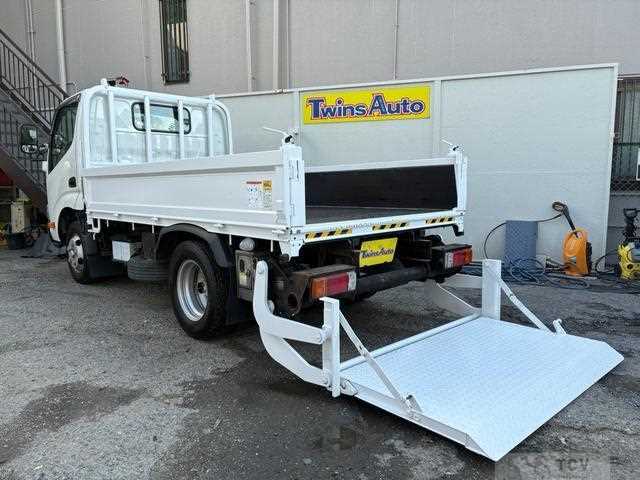 2017 Toyota Dyna Truck