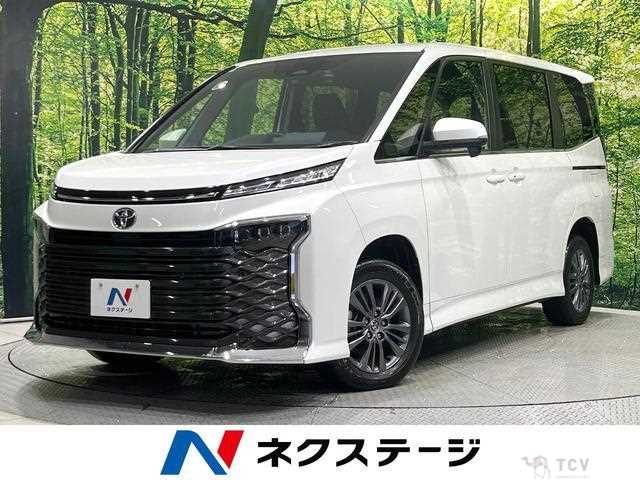 2025 Toyota Voxy