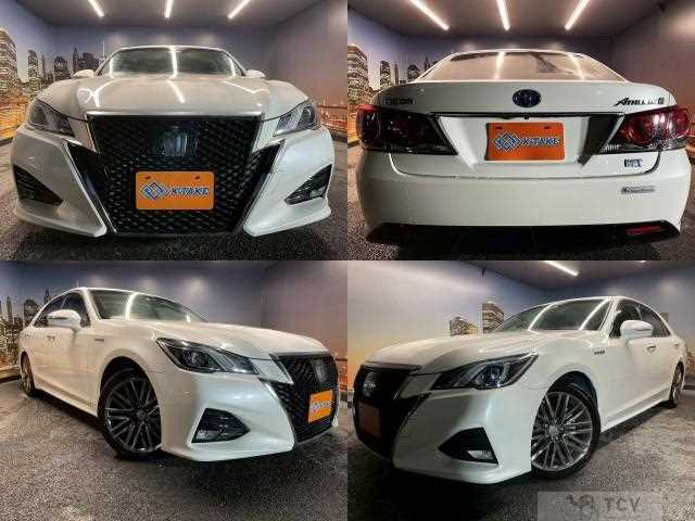 2016 Toyota Crown Hybrid