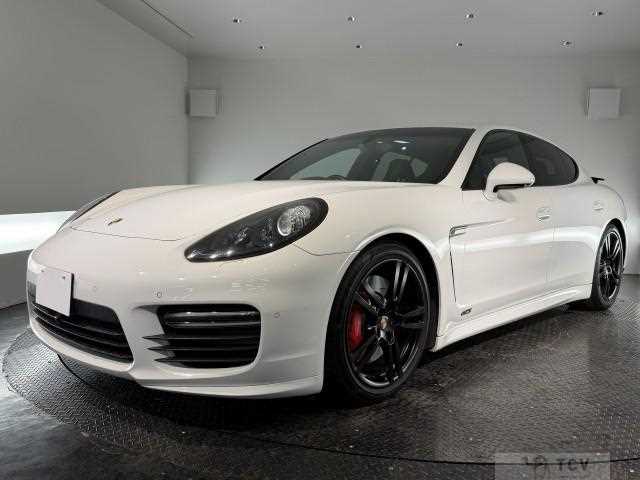 2014 Porsche Panamera