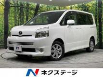 2009 Toyota Voxy