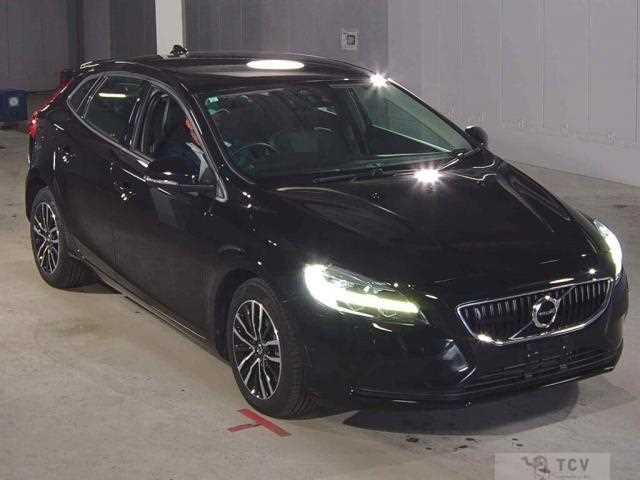 2019 Volvo V40