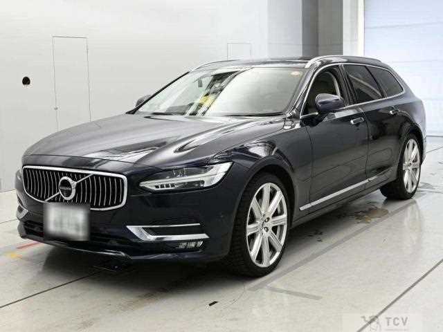 2017 Volvo V90