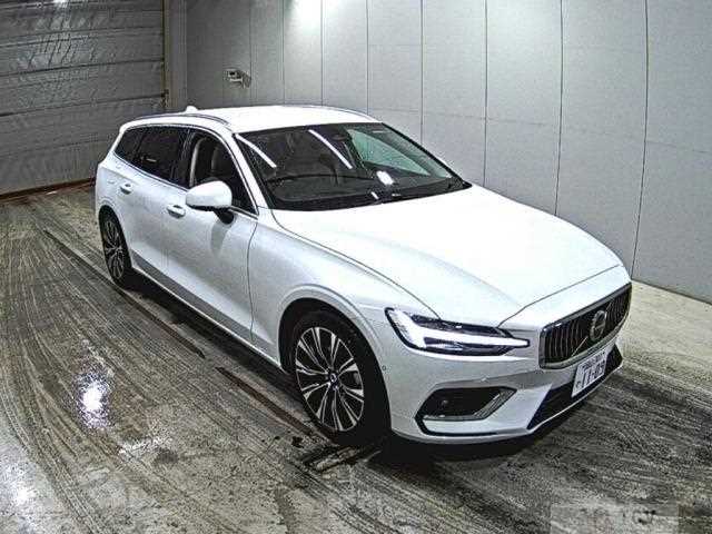 2025 Volvo V60