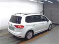 2016 Volkswagen Golf Touran