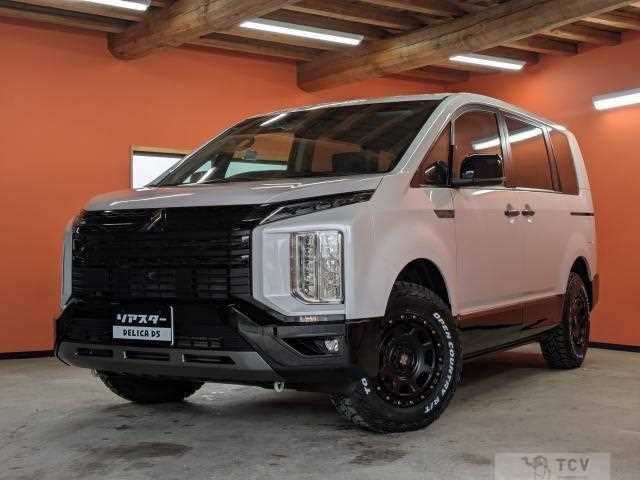 2025 Mitsubishi Delica D5