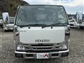 2018 Isuzu Elf Truck
