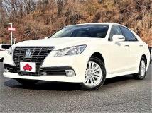 2013 Toyota Crown