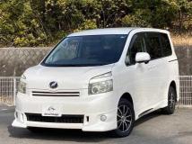2009 Toyota Voxy
