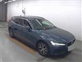 2022 Volvo V60