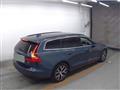 2022 Volvo V60