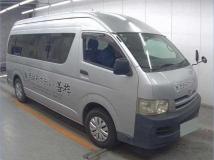 2010 Toyota Hiace Commuter